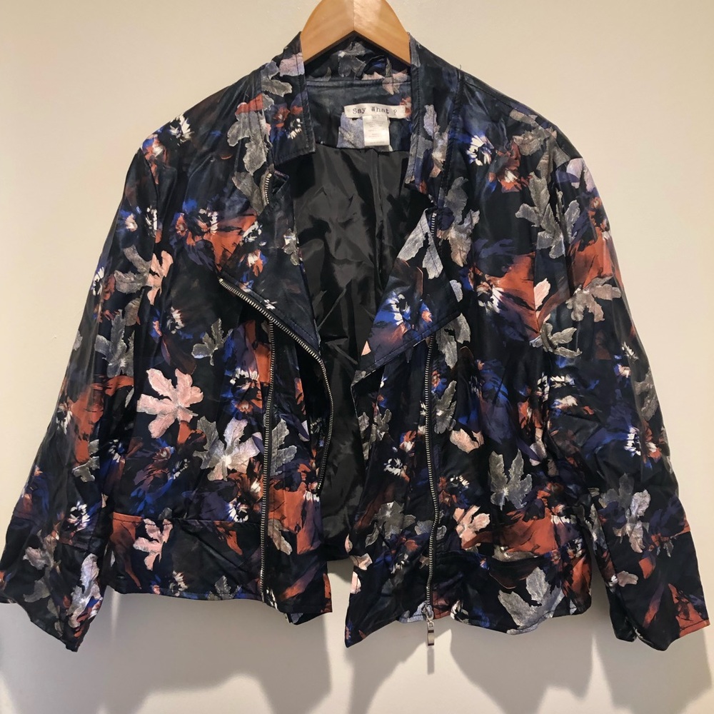 Say What jacket 2X with beautiful colors